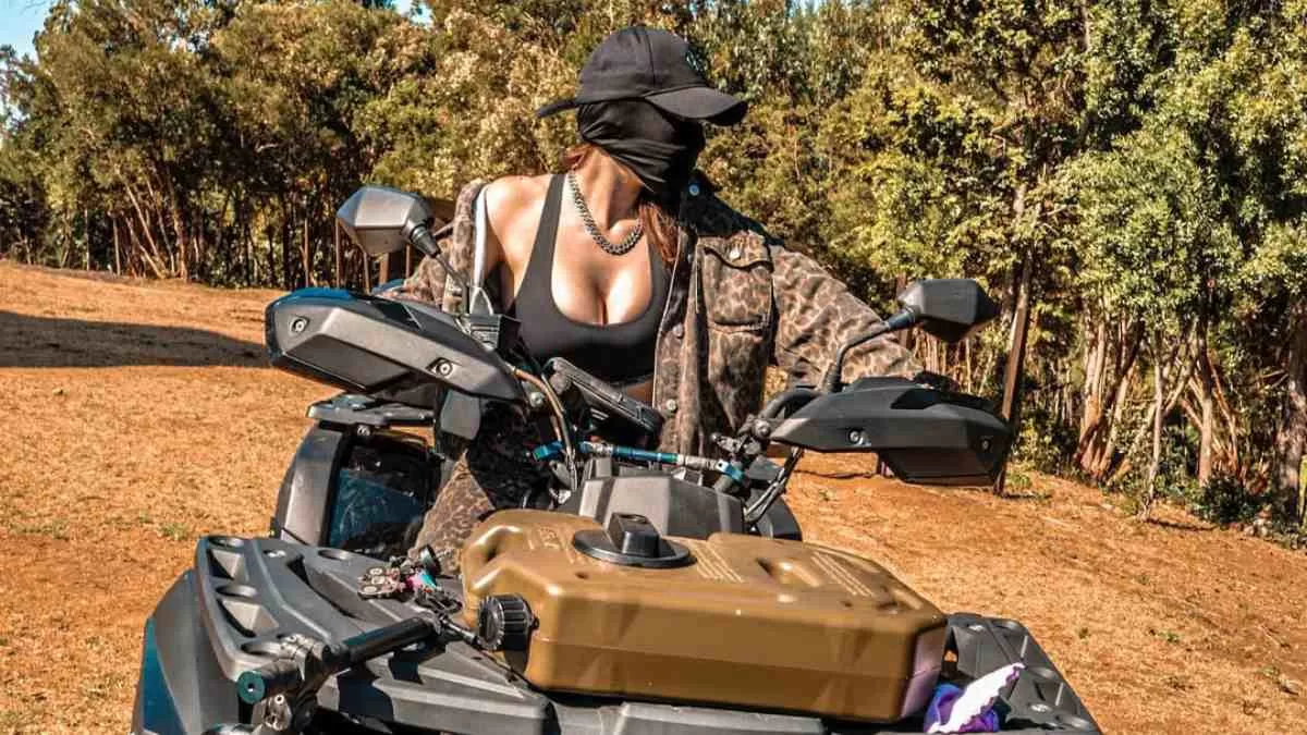 "Se comenzó a sacar las cejas para decirme que esto era causa de la enfermedad. Lo sufrí a su lado y acompañé en el proceso"