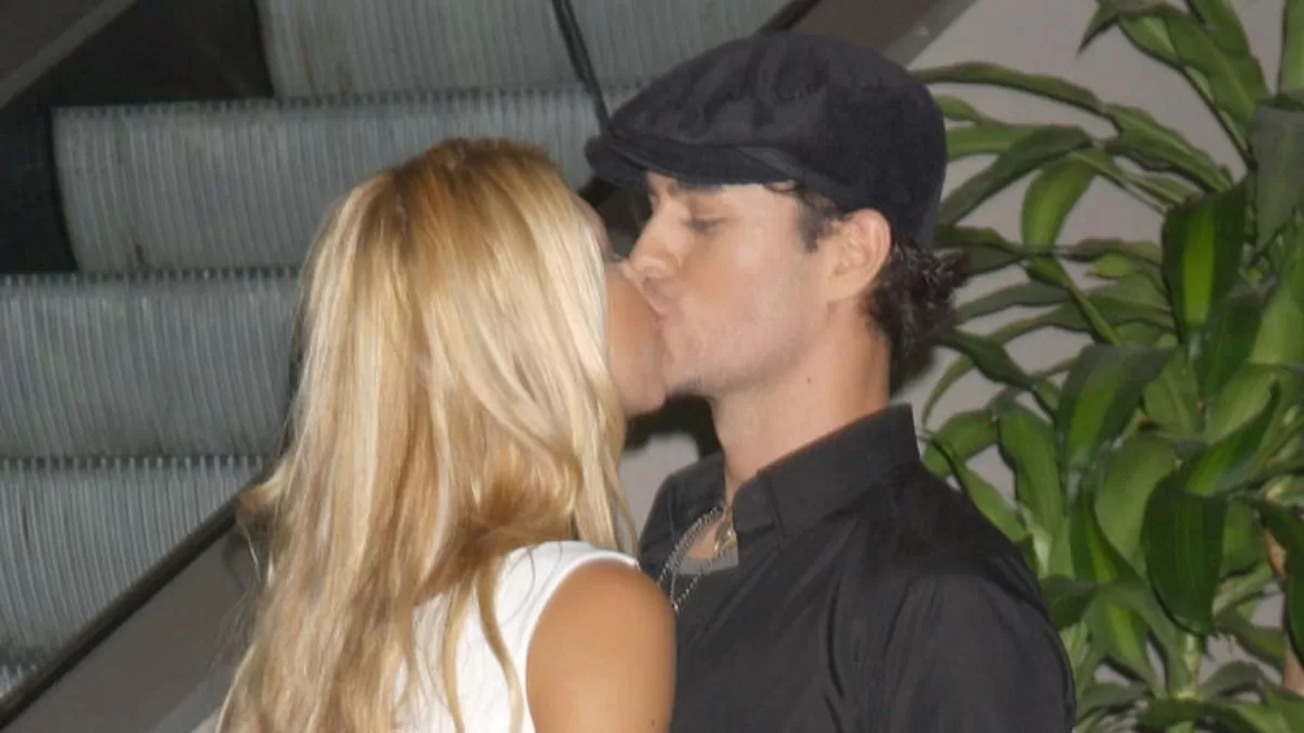 La familia crece: revelan que querido cantante será padre a los 50 junto a su pareja de 44 años