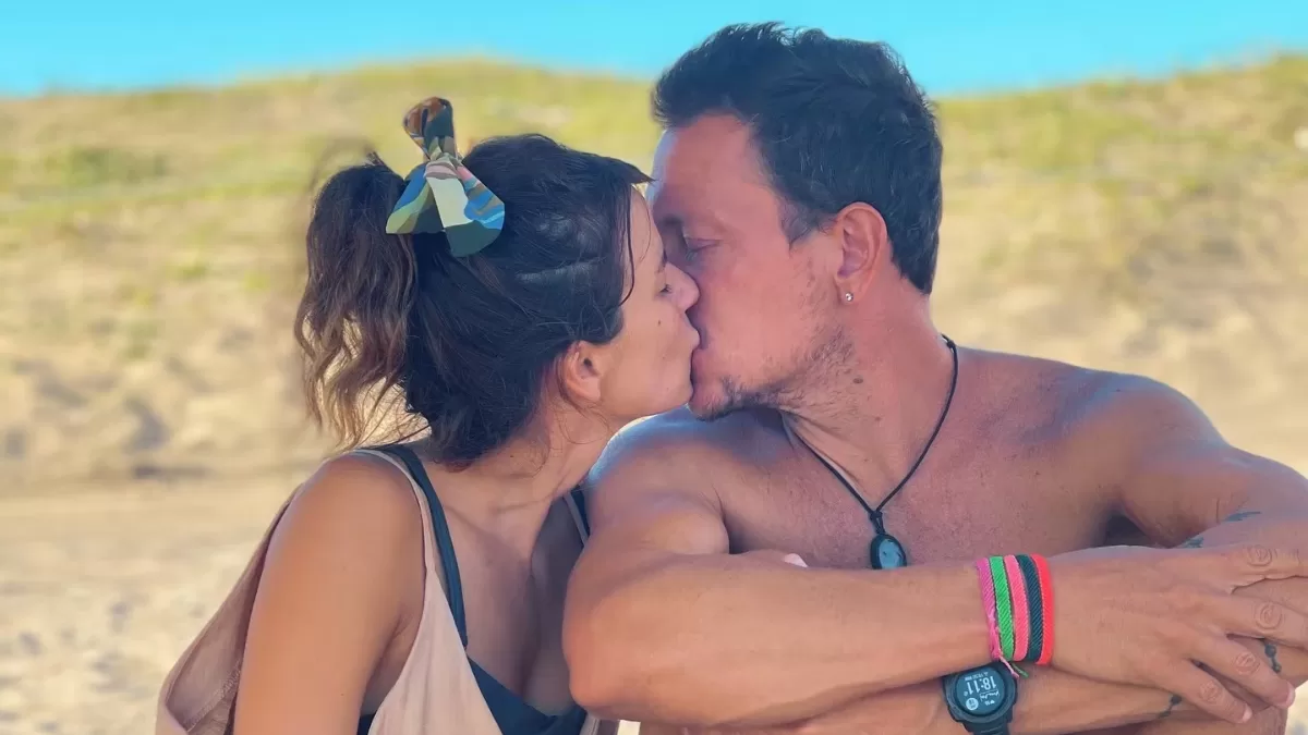 Pareja de actores confirma el fin de su matrimonio tras 18 años juntos y ella confiesa infidelidad: "Me hago cargo, línchenme"