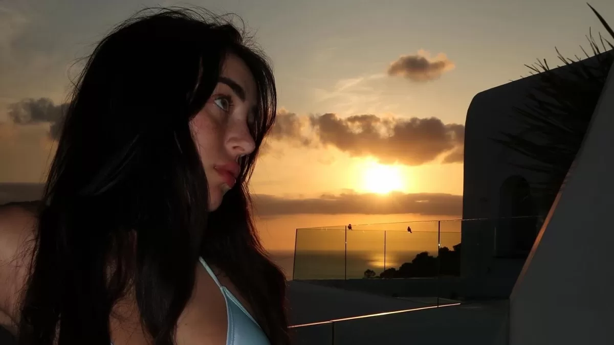 A semanas de ser vinculada con su expareja: destacada cantante desata rumores de nueva relación con popular futbolista