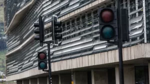 Por hasta 8 horas sin electricidad: corte de luz afectará a nueve comunas de la Región Metropolitana