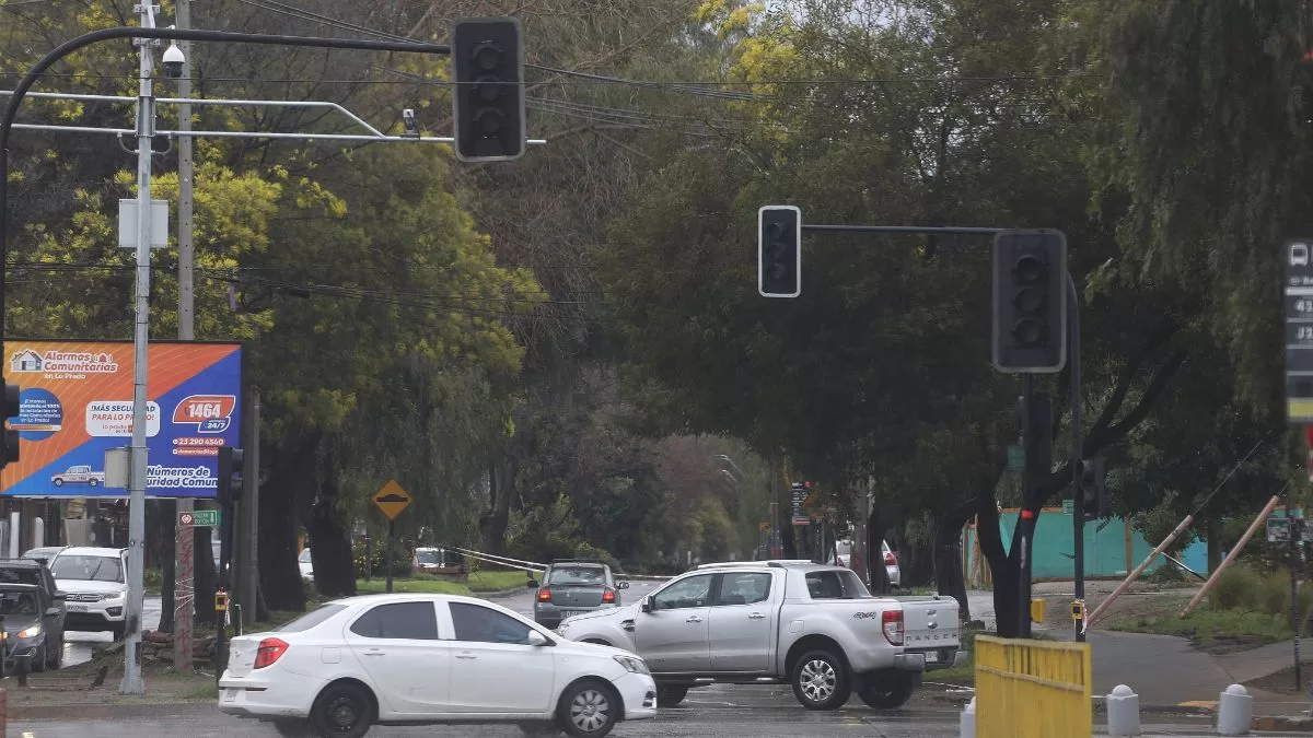 Por hasta 7 horas sin electricidad: corte de luz afectará a cinco comunas de la Región Metropolitana