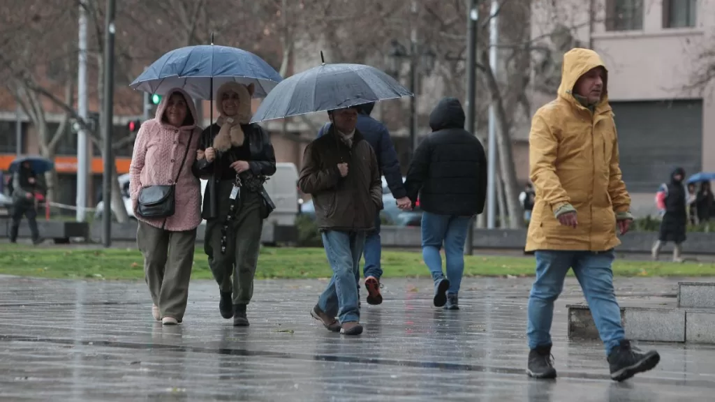 Lluvia En Santiago