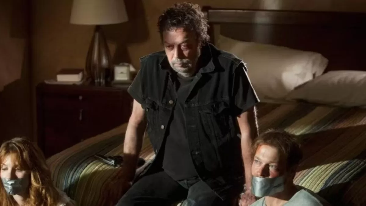 Querido actor actualiza su estado de salud tras sufrir derrame cerebral y sorprende con cruda confesión: "No puedo caminar"