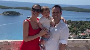 Vanesa Borghi revela todo lo que sus seguidores querían saber sobre su compromiso: "Yo pensé que se agachó porque..."