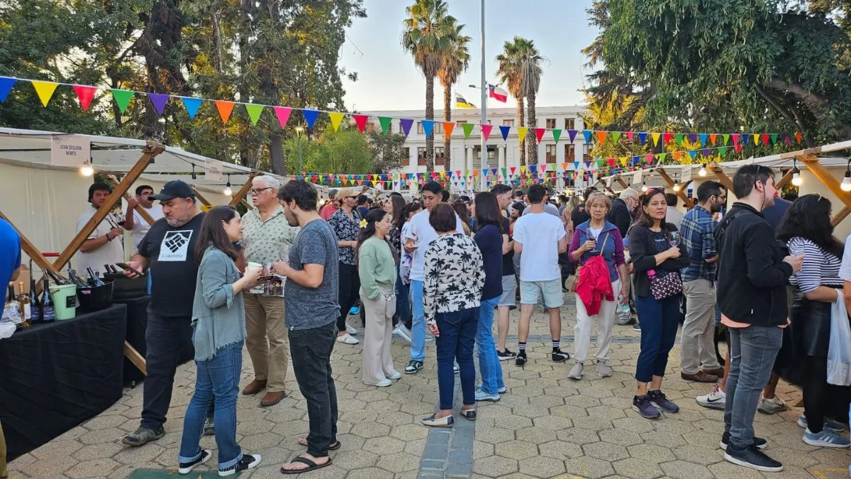 "Entre Barrios": El entretenido panorama de Ñuñoa para celebrar el Día Nacional del Vino