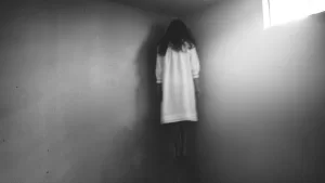 Cómo saber si en mi casa hay fenómenos paranormales, según importante investigador: la última señal te sorprenderá