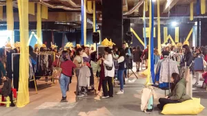 El intercambio de ropa más grande del mundo llega al Centro Cultural La Moneda este 25 de octubre