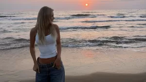 Rostro de la farándula chilena presenta a su pareja y recibe duras críticas: "No sabe estar sola " y "No sana y daña a otros"