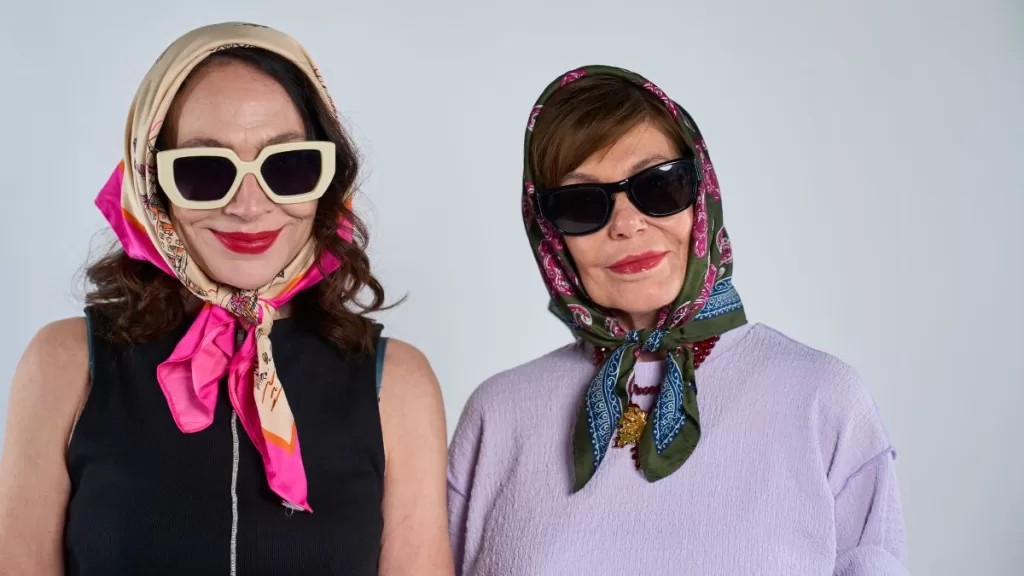 Patricia Rivadeneira Y Coca Guazzini