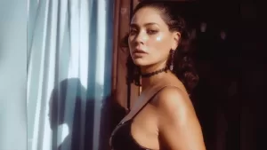 Camila Recabarren reaparece e impacta con drástico cambio de look: este es su radical antes y después