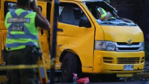 Hijo de conductor de furgón escolar chocado en Recoleta reveló las angustiantes palabras de su padre: "Lo que más pedía era la salud del niño"