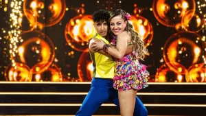 Bailarín que acompaña a Raquel Castillo en Fiebre de Baile revela el lado B de la artista: "La voy a defender hasta la muerte"