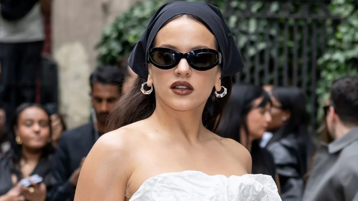 ¿A qué huele Rosalía? El perfume que enamoró a la cantante española por esta particular razón