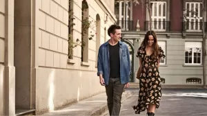 Teatro Mori sorprende en octubre con comedia, memoria y ciencia ficción: conoce la cartelera completa