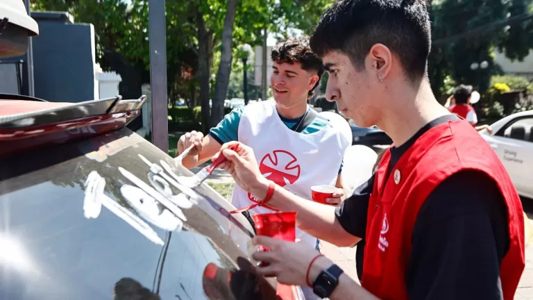 Teletón 2025 busca voluntarios para su campaña solidaria en Talca: estos son los requisitos