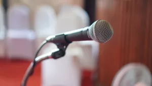 Muere querido periodista radial chileno: el mundo de las comunicaciones está de luto tras la partida de Carlos Vega