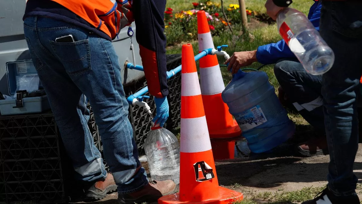 Corte de agua potable afectará a estas comunas en la Región Metropolitana