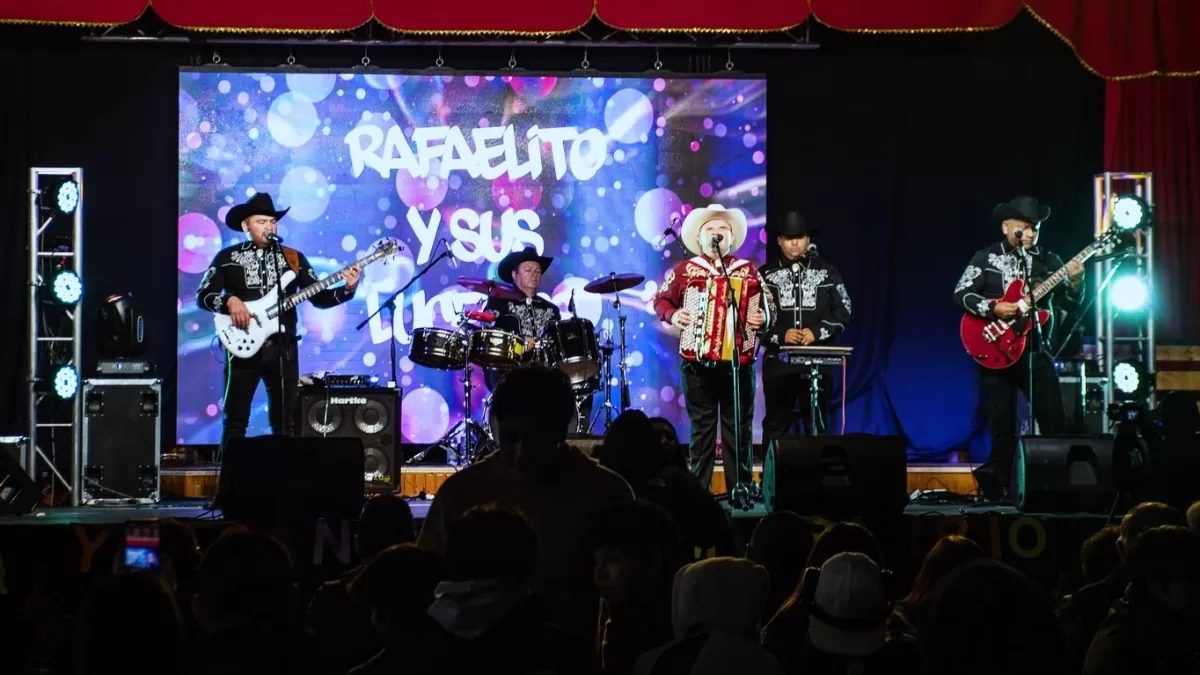 Impacto en la música chilena: muere querido cantante de forma inesperada tras un fallo cardiorrespiratorio