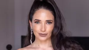 “Eres un violento, agresivo y un flaite”: el tenso cruce entre Camila Nash y participante de El Internado que sacó ronchas en redes sociales