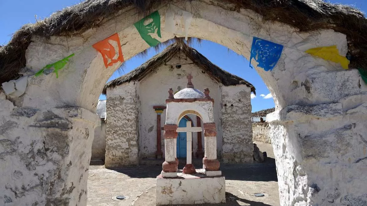 Iglesia De Parinacota (2)