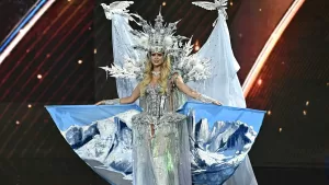 "Llevo un gran luto conmigo": el emotivo mensaje de Inna Moll al presentar su traje típico de Torres del Paine en Miss Universo 2025