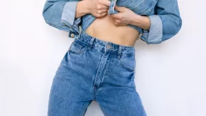 ¿Qué pantalón usar si tengo piernas anchas? Guía práctica para lograr equilibrio y estilo