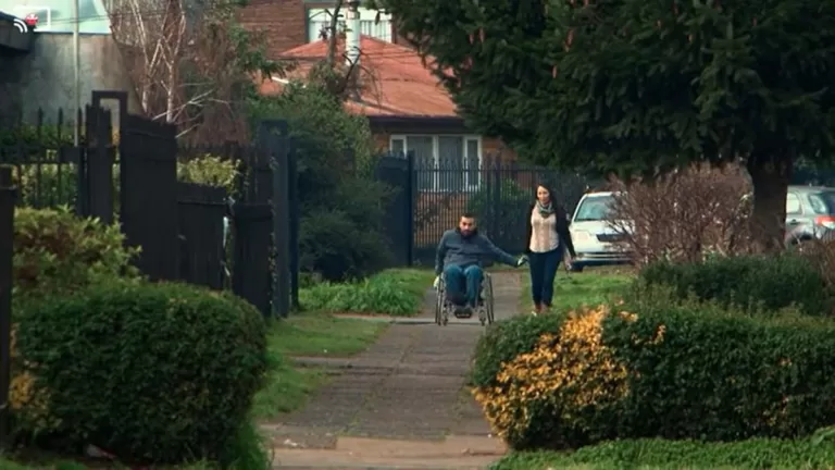 La emotiva historia de Víctor Saiz en Teletón 2025: sufrió un accidente en 1999 que le cambió la vida