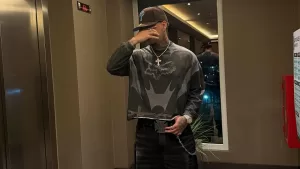 Impacto en el mundo de la música: popular cantante chileno muestra públicamente a su nueva pareja