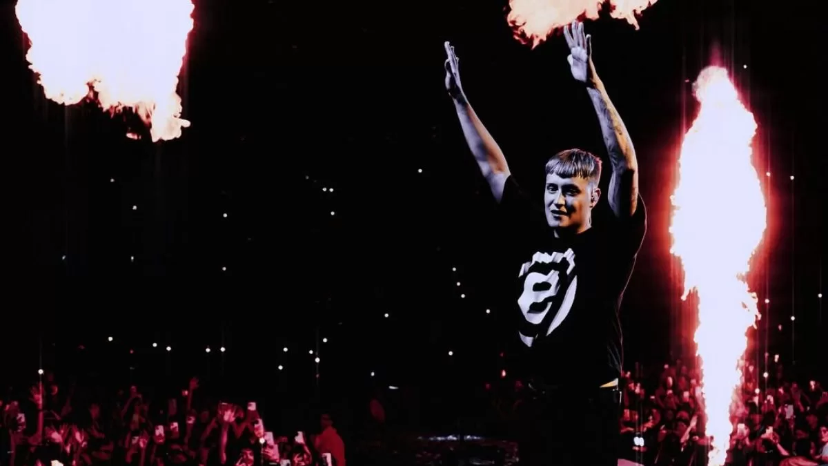 Canto, emoción y baile: la razón de por qué alguna vez en tu vida debes ir a un concierto de Kidd Voodoo