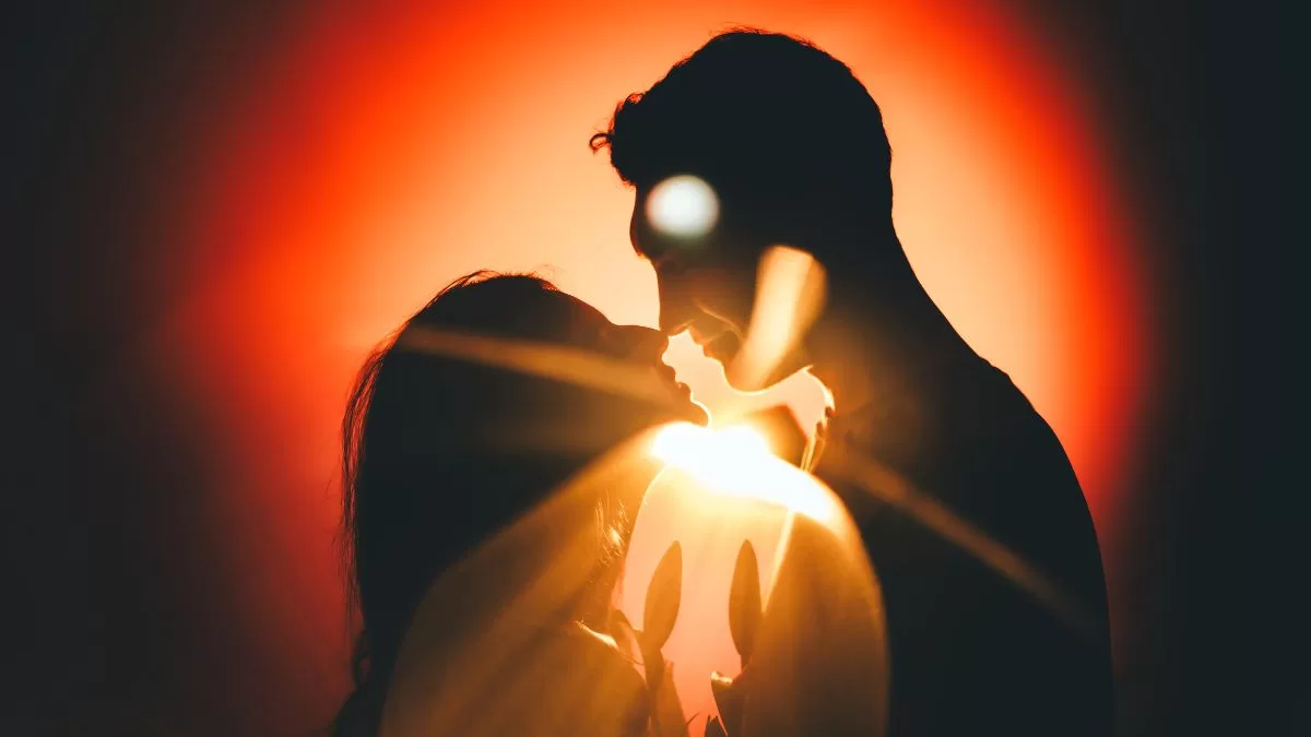 Ritual de Año Nuevo 2026 para atraer el amor urgente a tu vida: sigue estos simples pasos