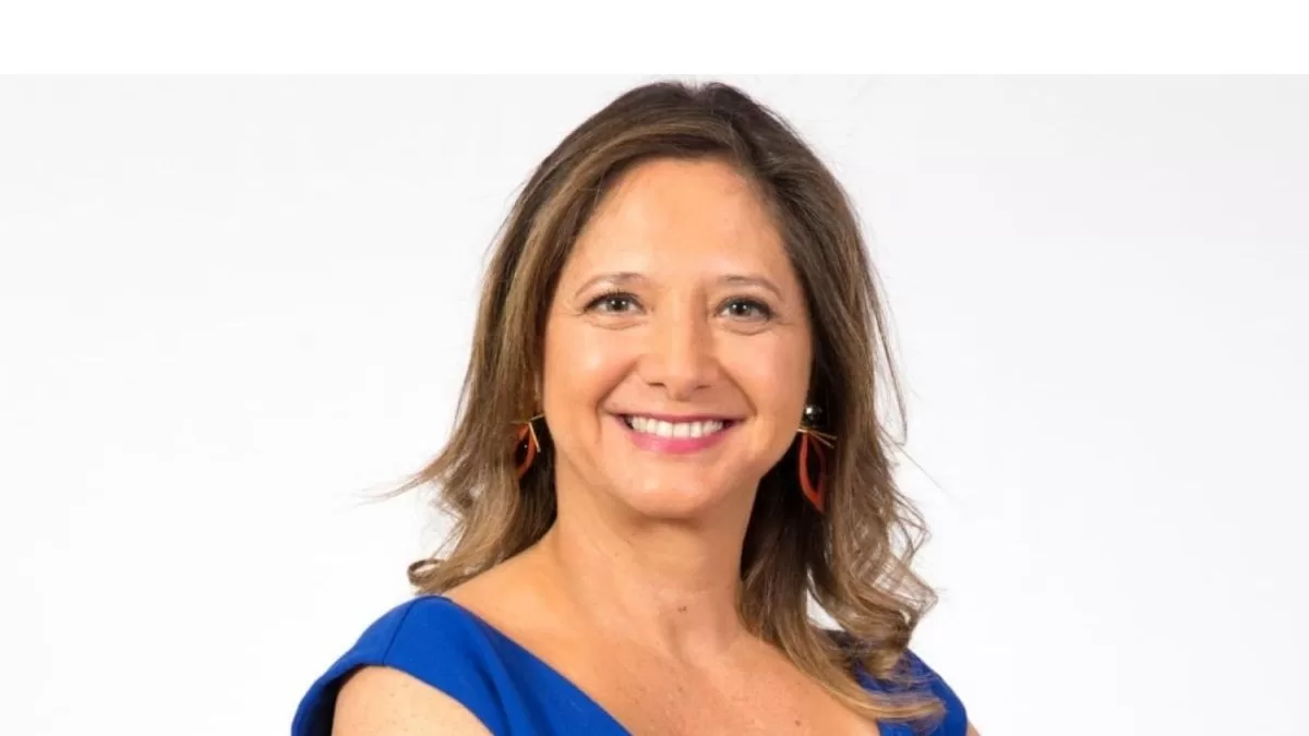 Mónica Pérez sorprende al revelar detalles de su desconocido primer marido: un importante periodista español