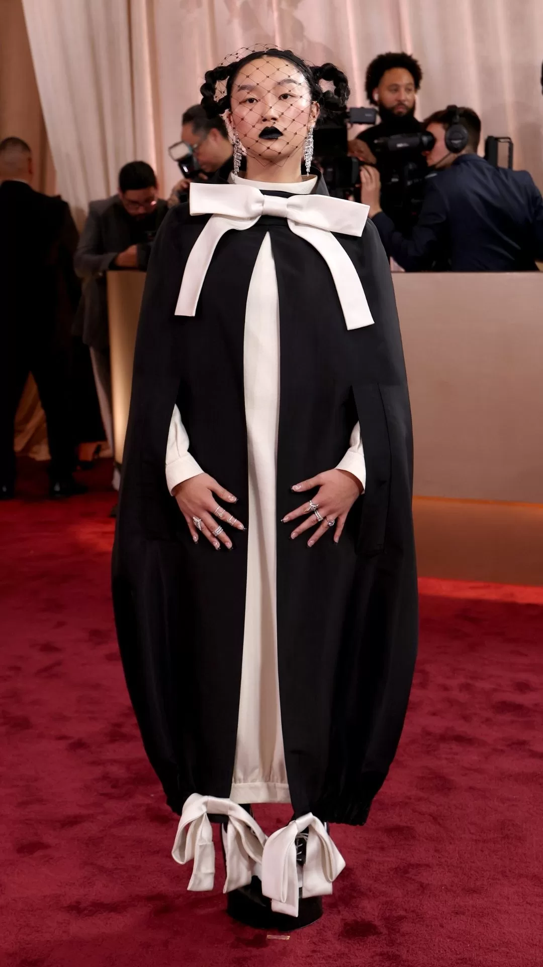 Globos De Oro Alfombra Roja (12)