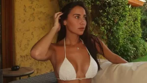 "Es una mala persona, me cae muy mal (...) Tiene problemas con todas las mujeres y se relaciona con los hombres seduciéndolos"