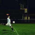 Tristeza en el deporte chileno: fallece joven futbolista junto a su madre por incendio forestal en Penco