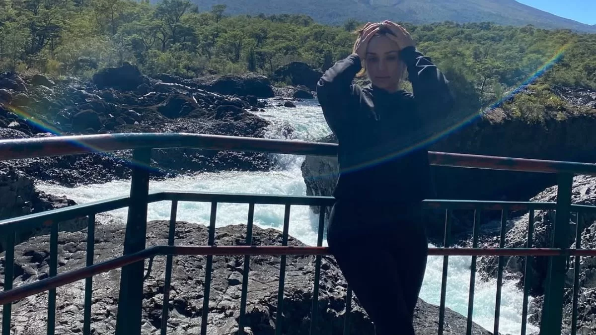 Querida actriz chilena emocionó tras lucir su gran pancita de embarazo: espera su tercer bebé con un futbolista