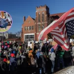 Conmoción y preocupación en la música chilena: artista fue detenido y aislado por el ICE en Estados Unidos