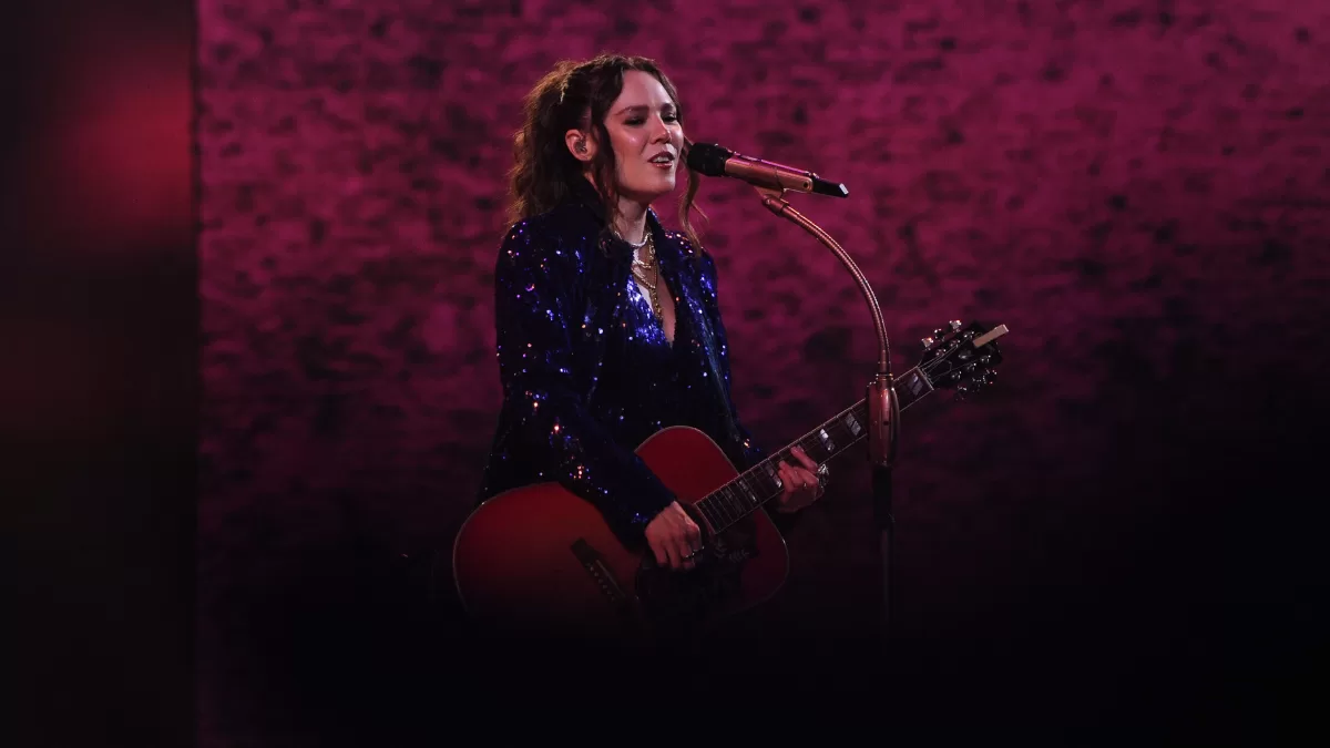 "¿Quien chu... hace esto? Todos los años lo mismo": el detalle que las redes no perdonaron durante el show de Jesse & Joy en Viña 2026