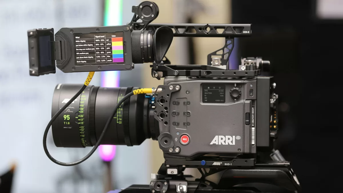 Reconocido rostro de TV anunció su retiro de las pantallas tras intensas polémicas: “daré un paso al costado”