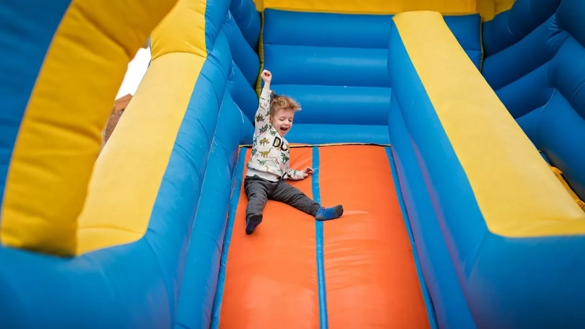 Summer FunPark: el parque inflable más grande de Chile se convierte en un imperdible para el verano