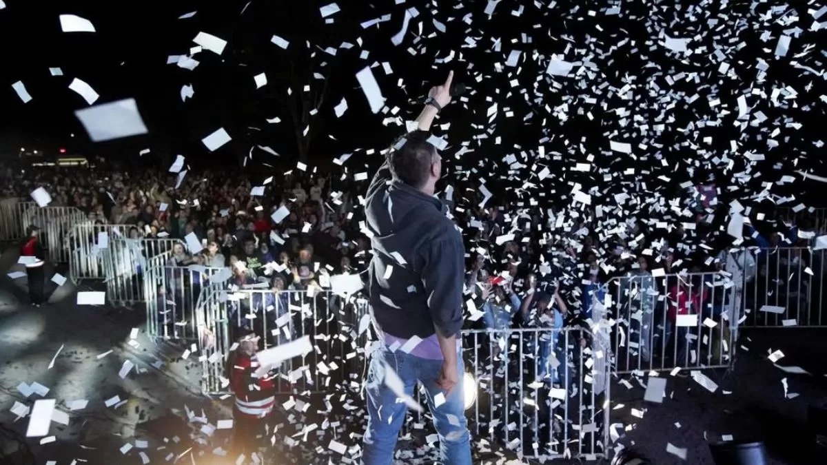 Cantante chileno se habría presentado en estado de ebriedad durante show en Rancangua: "Fue una falta de respeto"