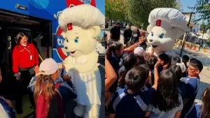 "La Clase Ideal": El increíble premio que convirtió a Santiago en una entretenida sala de clases
