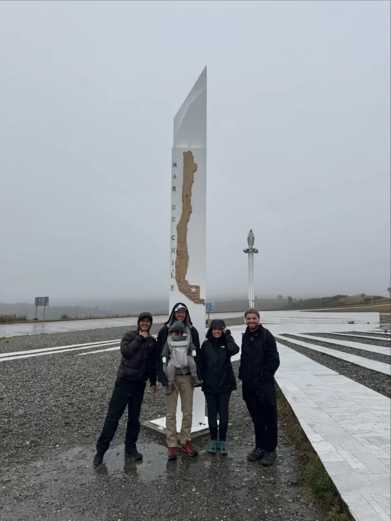 Pareja De Actores Andrew Bargsted Fotos