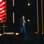 Festival termina en polémica tras presentación de conocido humorista: "La gente lo pifió y lo bajaron"