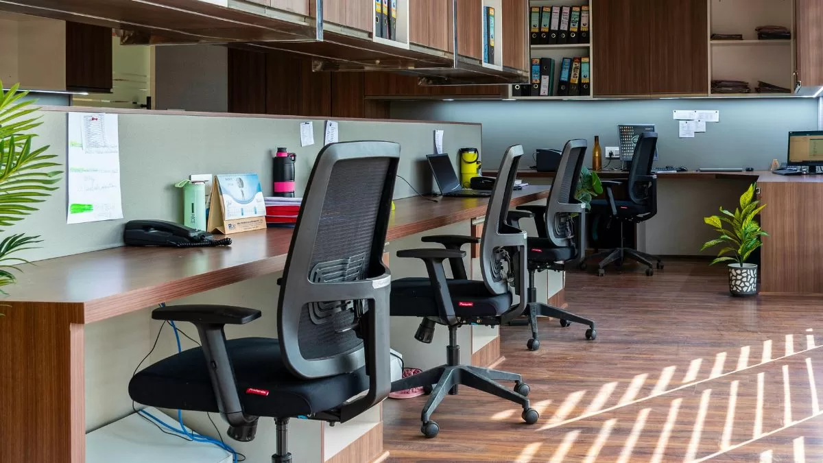 Sillas de escritorio ergonómicas vs tradicionales: diferencias