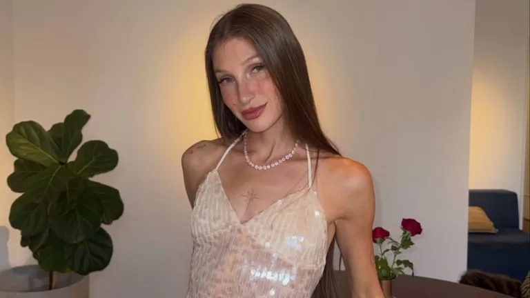 “Me volvería loca”: Yami Safdie revela con qué artistas chilenas sueña colaborar