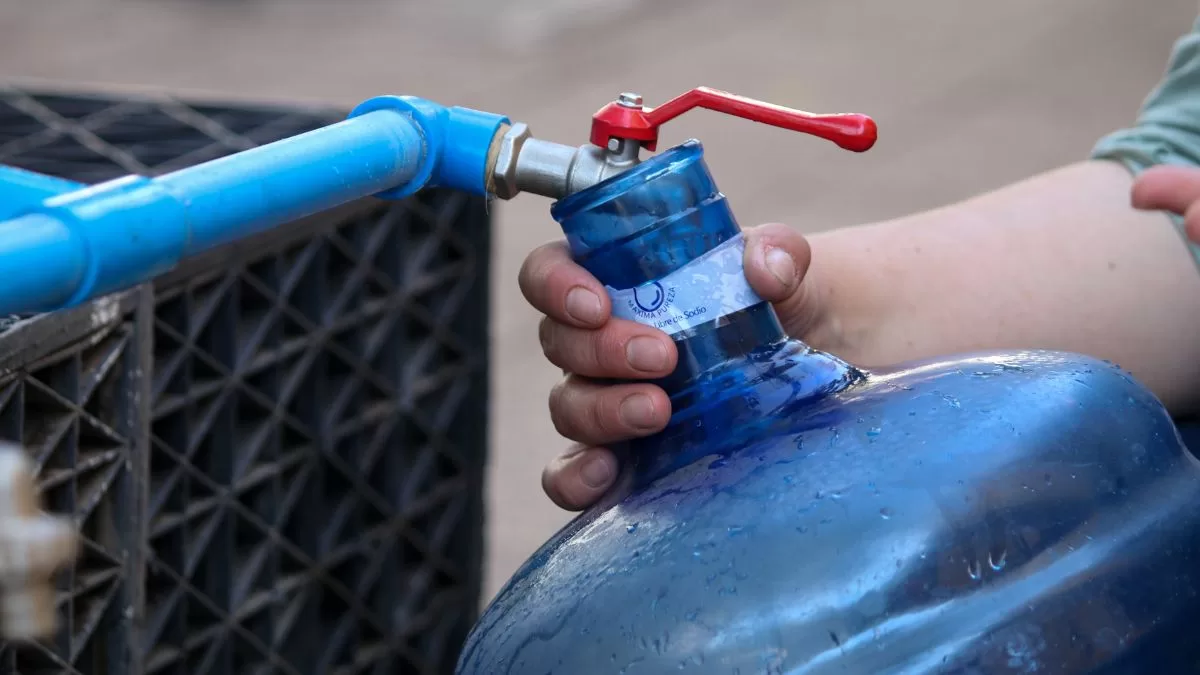 Corte de agua potable afectará a 5 comunas de la Región Metropolitana por hasta 15 horas