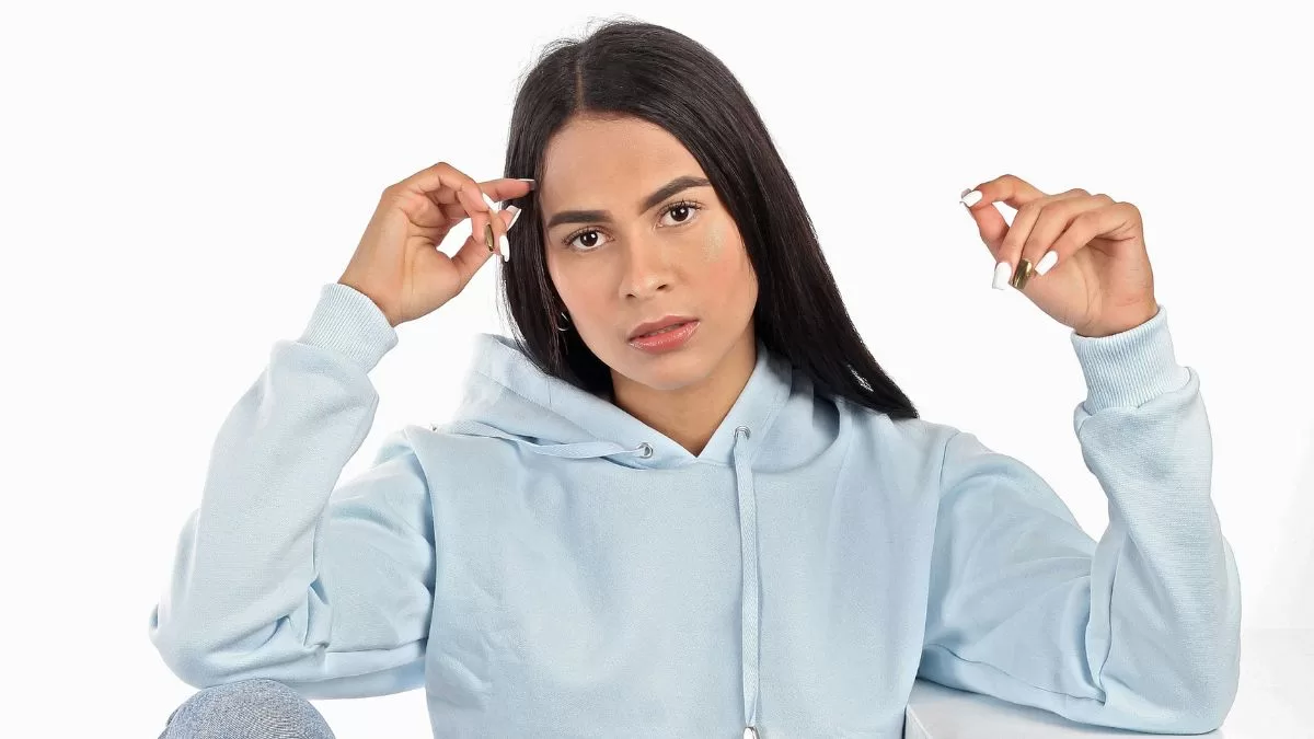 Polerones mujer con capucha vs sin capucha: ventajas de cada uno