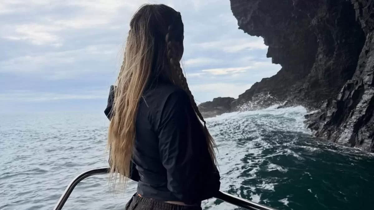 Querida humorista comparte foto en bikini y genera ola de comentarios a meses de su cirugía estética