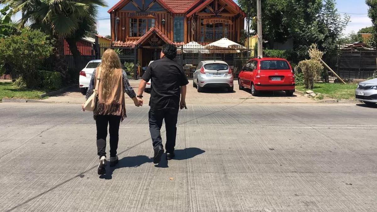 "Es fuerte tener que reanimar a tu propia madre": hija de comediante chileno revela más detalles tras la muerte de su mamá y denuncia negligencia médica